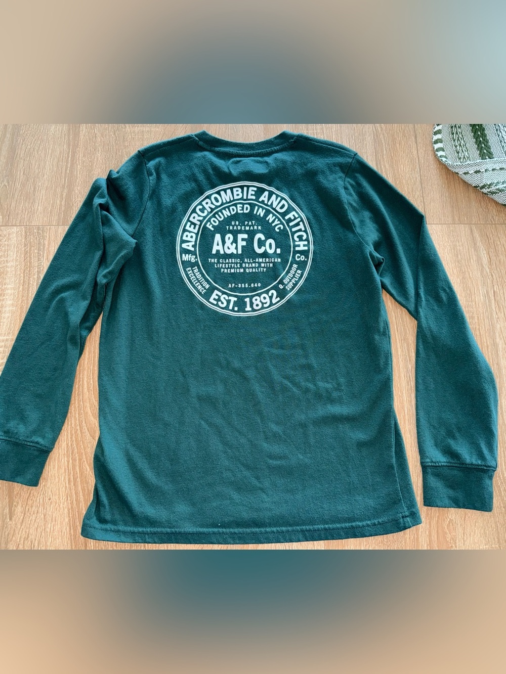 Abercrombie kids Forest Green Long Sleeve Logo Tee size 11-12